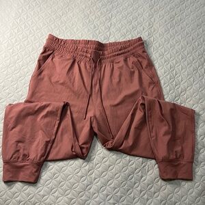 Fabletics High Waisted Performance Jogger - Moonlight Mauve XL Regular